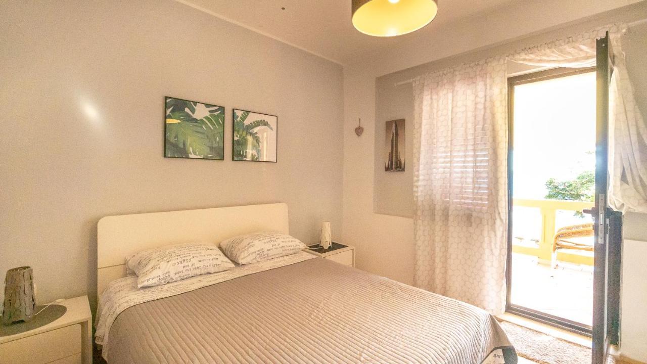 Lela 1 Apartman Bibinje Kültér fotó