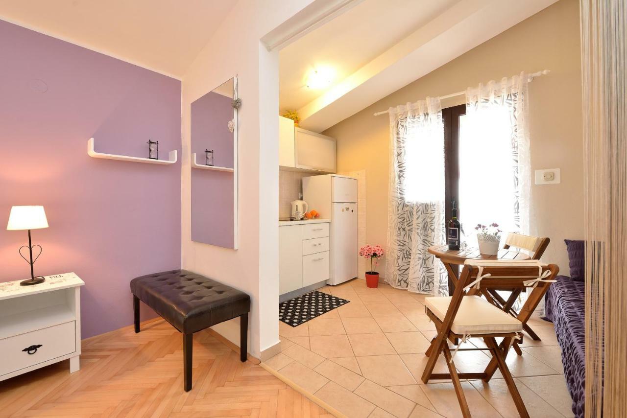 Lela 1 Apartman Bibinje Kültér fotó