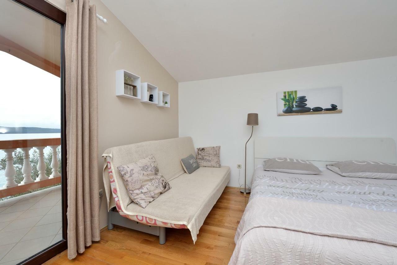 Lela 1 Apartman Bibinje Kültér fotó